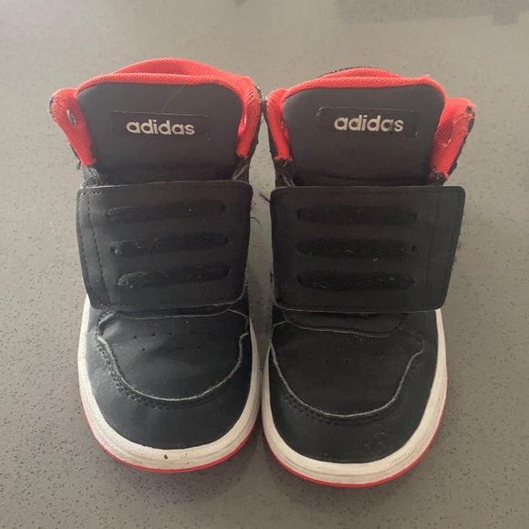 COPY - Adidas toddler boys sneaker - Picture 1 of 5